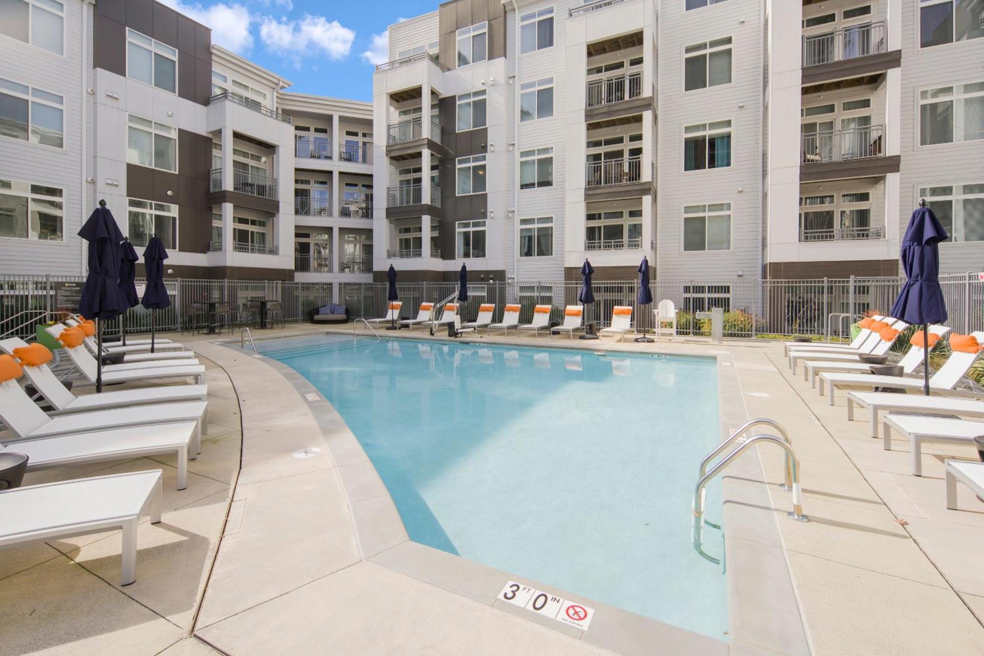 Global Luxury Suites At Reston Exterior foto